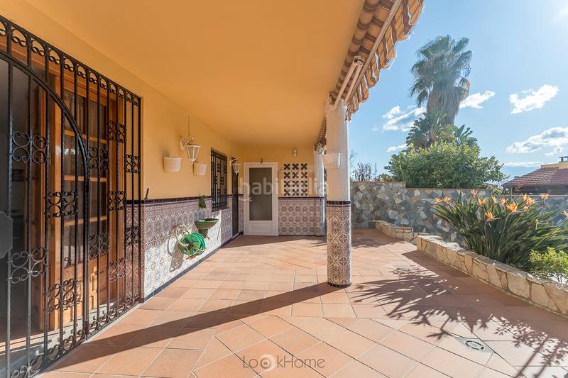 Foto d9c6d60b-d9bc-4c62-b961-678e028d01a2. Doppelhaus mit kamin heizung parking pool in Urbanitzacions Mataró