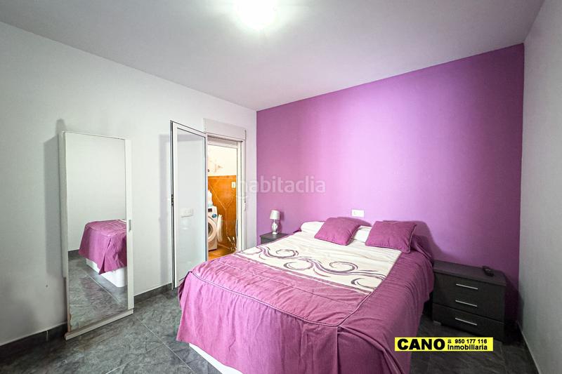 Foto 0c0fa4f8-e390-42e1-b097-aaae0ba79a7a. Casa  haciendo esquina con cochera en los molinos en Almería