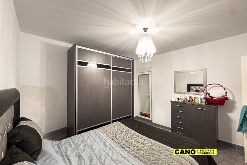 Foto 4f688b98-6bd1-427d-82ad-b9479529a820. Casa  haciendo esquina con cochera en los molinos en Almería