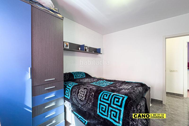 Foto 787d9643-3784-4418-98e1-011c702b2ebb. Casa  haciendo esquina con cochera en los molinos en Almería