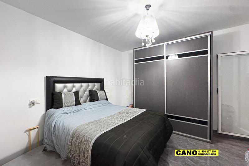 Foto a9e94c20-c356-4c66-a5d8-fac86e2744f4. Casa  haciendo esquina con cochera en los molinos en Almería