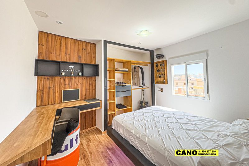 Foto 262f97f5-f50a-4781-9497-3764535a65ce. Casa amb aparcament a Tabernas