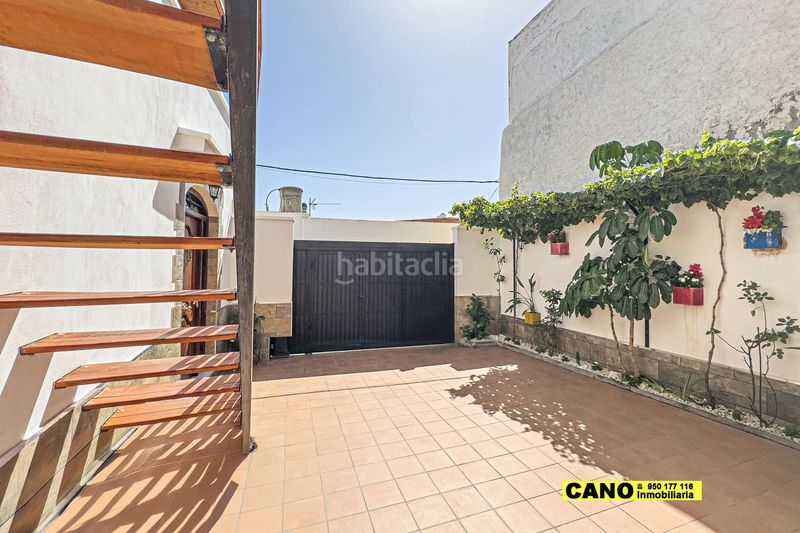 Foto c20c8498-94f7-47ef-a337-ca3d4a29eaa2. Casa amb aparcament a Tabernas
