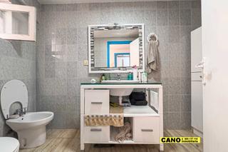 Casa  Saladar. Casa de 4 habitaciones en  níjar