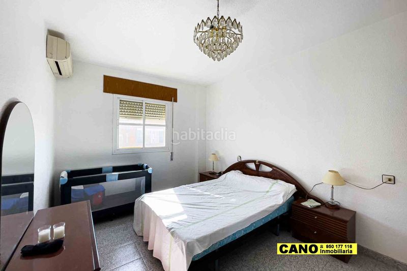Foto 1cea7cab-1f34-4096-b596-08eea7fd8d13. Casa amb aparcament a Roquetas pueblo Roquetas de Mar