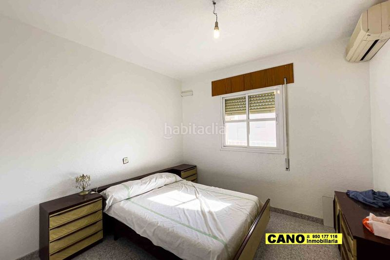 Foto 2c8c48f4-8115-4fb9-98f8-7a81a9d462c7. Casa amb aparcament a Roquetas pueblo Roquetas de Mar