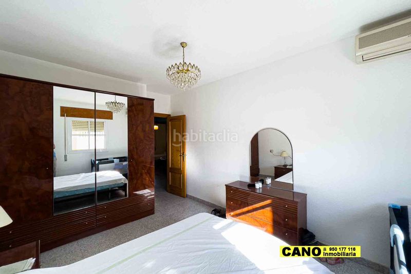 Foto 5e602f8f-c770-452c-9620-e8b033426994. Casa amb aparcament a Roquetas pueblo Roquetas de Mar