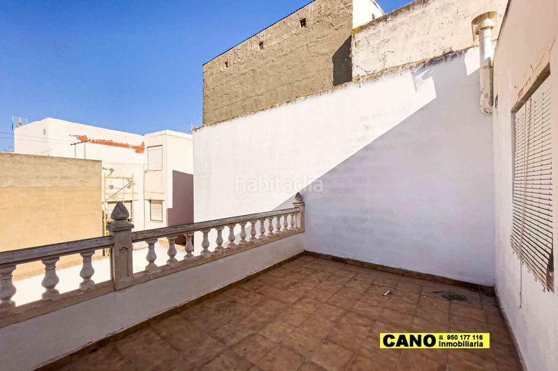Foto 927fa9ff-49e0-45f4-8893-5c5b7567ce17. Casa amb aparcament a Roquetas pueblo Roquetas de Mar