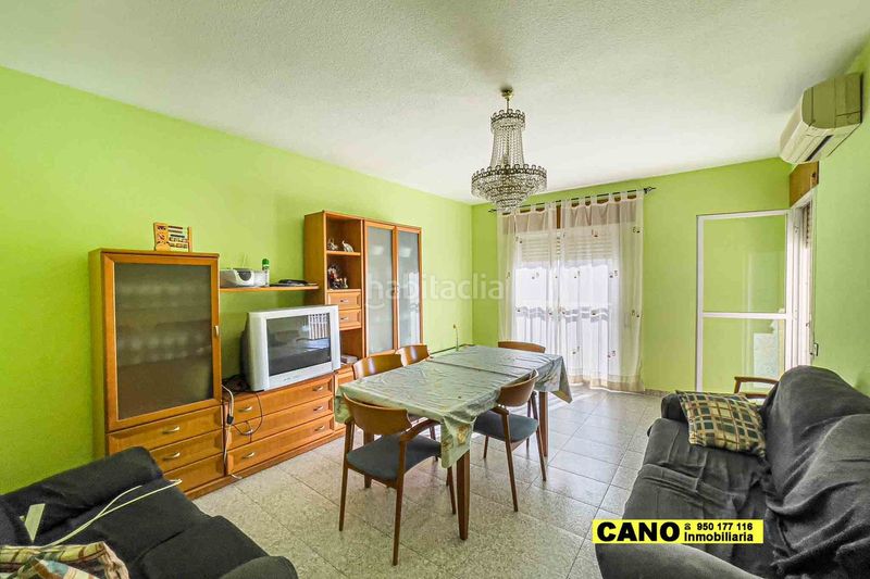 Foto b216d4f2-1e9a-4d59-9faf-e464e8c5e6d8. Casa amb aparcament a Roquetas pueblo Roquetas de Mar
