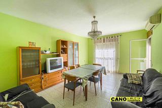 House  Sitges. Dúplex en roquetas de mar