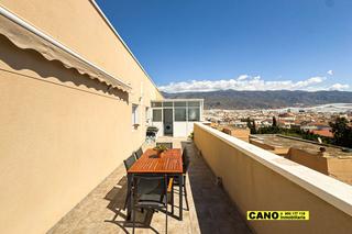 Pis  Francisco ayala. Ático de 3 habitaciones en el  ejido