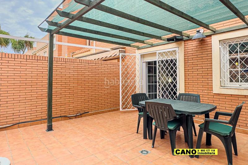 Foto c918fe75-623a-426d-9ace-313a7e82b806. Casa triplex en Los Molinos - Villa Blanca Almería