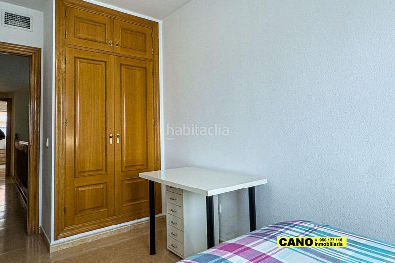 Foto f940d44d-5677-44d6-a85c-2117714919e9. Casa triplex en Los Molinos - Villa Blanca Almería
