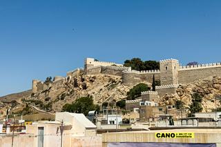 Pis  Almedina. Casa en almeria