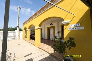 Casa  Cam. de los parrales. Parcela con dos viviendas en roquetas de mar