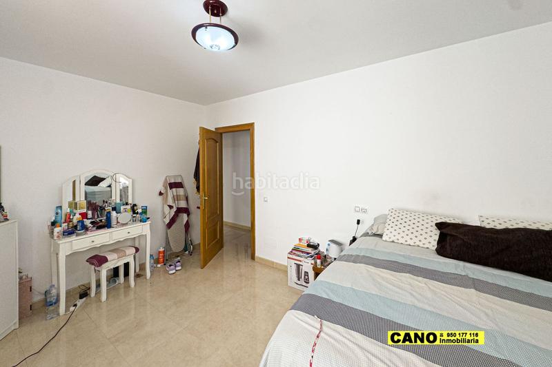 Foto 11b8080e-260e-4215-ba37-562d06cd7686. Pis amb aparcament piscina a El Puerto Roquetas de Mar