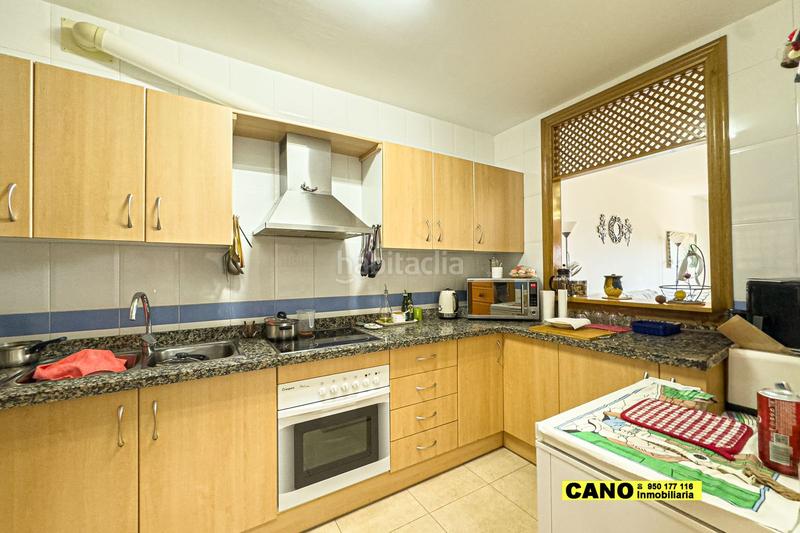 Foto 1bb98d80-2e0d-44e2-9e10-8b942170b33b. Pis amb aparcament piscina a El Puerto Roquetas de Mar