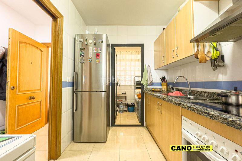 Foto b3c5524d-7809-4c04-84d9-910074387ad6. Pis amb aparcament piscina a El Puerto Roquetas de Mar