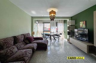 Pis  Hermanos pinzon. Piso en almera, zona altamira