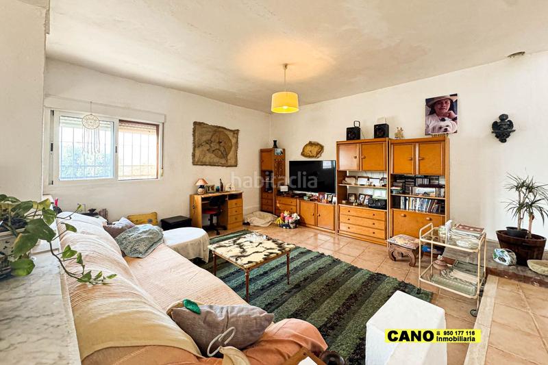 Foto 2aa8e3e2-2947-4873-9f40-3f0d6dbf74cd. Casa amb calefacció aparcament piscina a La Cañada de San Urbano Almería