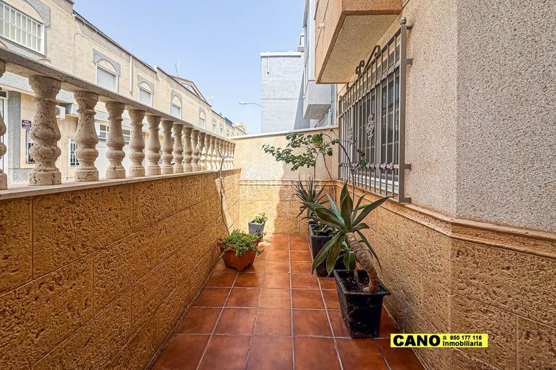 Foto 593873dd-3b96-4e5a-b0b4-0a0f7d2c2f85. Casa amb aparcament a puebla de Vícar Vícar