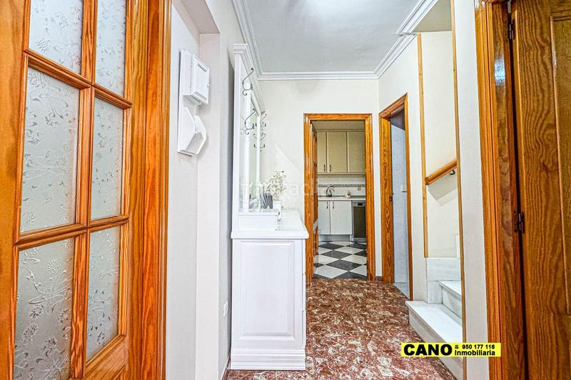 Foto 6bf0d0d8-79b5-4989-b7a3-59aee87a6b2f. Casa amb aparcament a puebla de Vícar Vícar