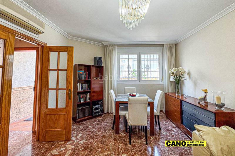 Foto c3dfd89a-a846-411f-95d1-0270d6e4b6f3. Casa amb aparcament a puebla de Vícar Vícar