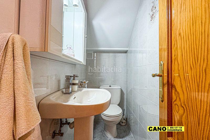 Foto c63ddc2f-27b0-4155-8143-22858dbf14c0. Casa amb aparcament a puebla de Vícar Vícar