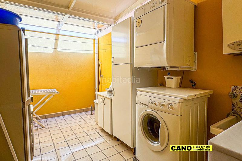 Foto e1bfa2e8-8d58-40ec-89c4-dcdd7284daf0. Casa amb aparcament a puebla de Vícar Vícar