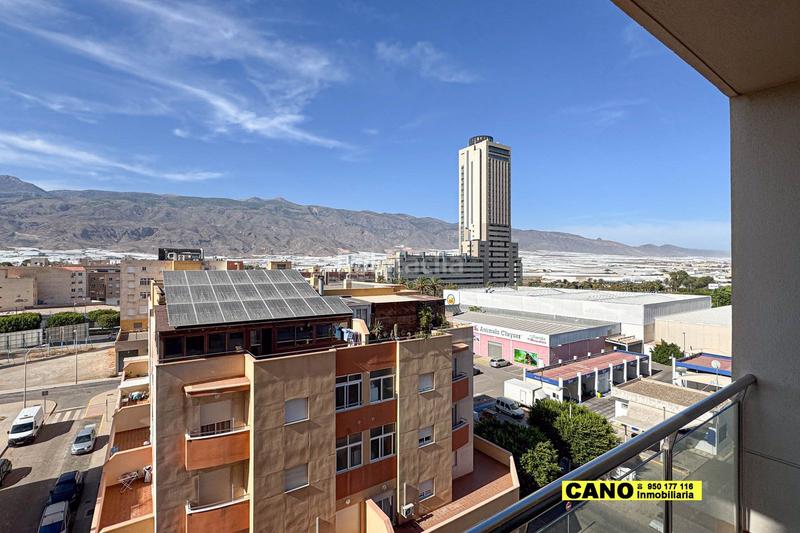 Foto 5d0a70de-c34d-4371-b6c3-37a7cd5d43c0. Piso  en el ejido en Pabellón - Estación - El Corte Inglés Ejido (El)