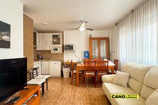 Maison  Escuelas miramar. Tríplex a 25 m. del paseo marítimo con vistas al mar, cabo de ga