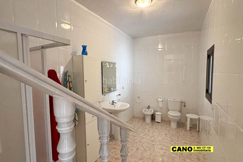 Foto 248ceb3f-d3c2-4e9d-9915-c95022a1da2b. Casa amb aparcament a Tahal