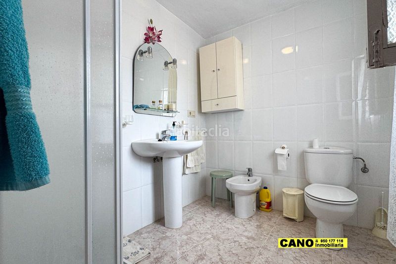Foto bc47b341-e883-45ba-8604-db1fac727047. Casa amb aparcament a Tahal