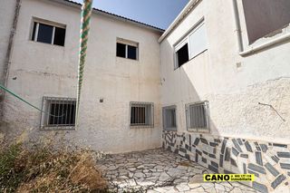 Haus  Mesones. Casa en tahal con 9 habitaciones