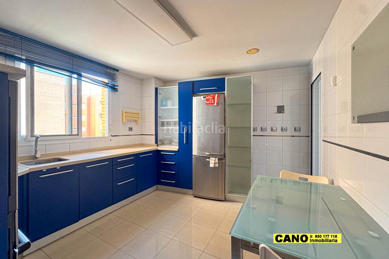 Foto 333b9d39-ce59-4d5c-bbbe-c0137b3dcc12. Appartamento con riscaldamento parcheggio piscina in Almería