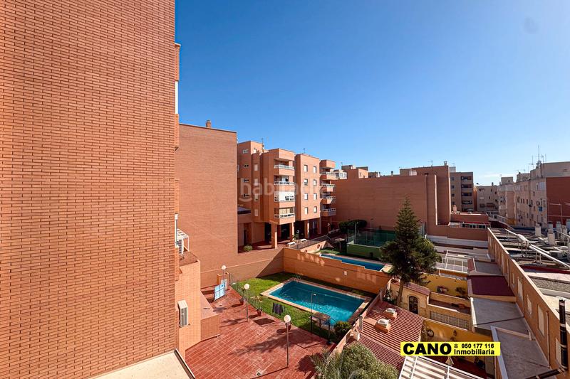 Foto 3e5537ca-e5b1-4672-84c8-c2d664866c99. Appartamento con riscaldamento parcheggio piscina in Almería