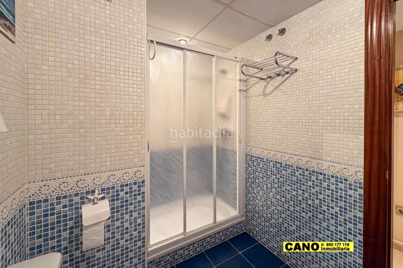 Foto f229fe1f-4d29-49e4-a75f-f191a695cb6a. Appartamento con riscaldamento parcheggio piscina in Almería
