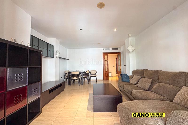 Foto ff88ed23-072e-4bb0-9527-538c78ff6e31. Appartamento con riscaldamento parcheggio piscina in Almería