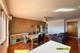 Pis  San juan bosco. Piso de 3 dormitorios con ascensor