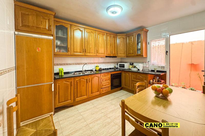 Foto 4d82dd7d-f2f1-430e-8d5d-082d2e47d463. Casa amb aparcament a Roquetas pueblo Roquetas de Mar