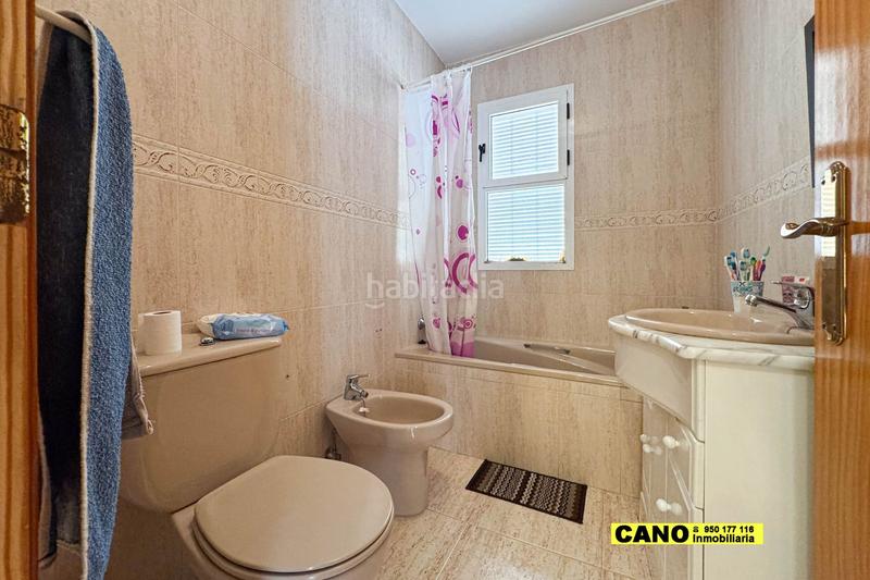 Foto 825f89b1-baac-4057-8101-1ef71d5d2d2c. Casa amb aparcament a Roquetas pueblo Roquetas de Mar