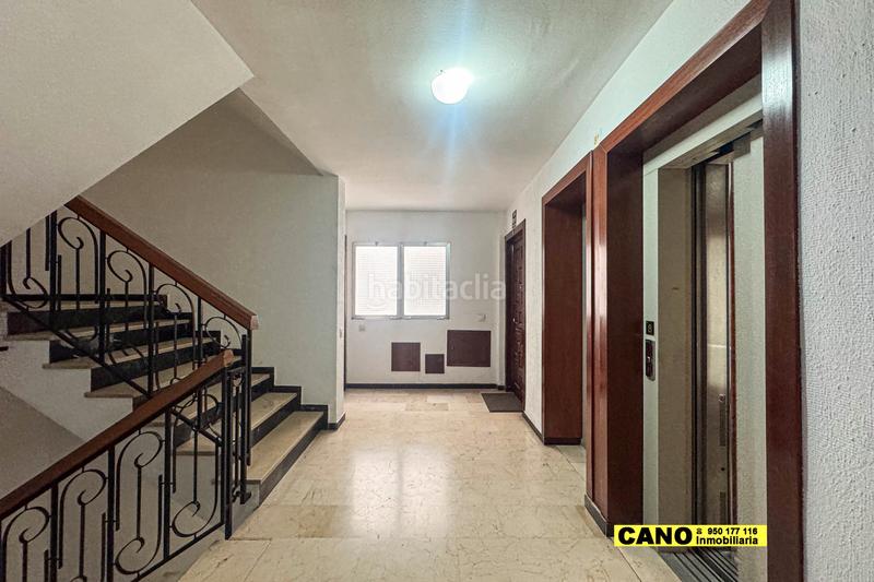 Foto 703878c9-e276-4a65-b48d-c35957fbe013. Appartamento in Centro Almería