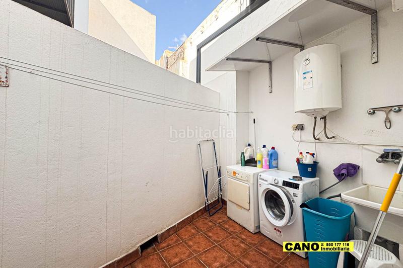 Foto d7acda79-97ff-4516-b019-11f57ec95d0e. Casa in Centro Almería