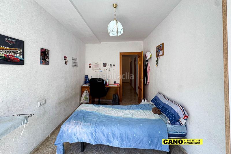 Foto f536ff7f-98cb-44ae-87dd-6de609878654. Casa in Centro Almería