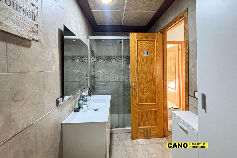 Foto 41231df4-bbe4-47f2-afd0-db257cab2ea3. Appartamento con riscaldamento in El Alquián Almería