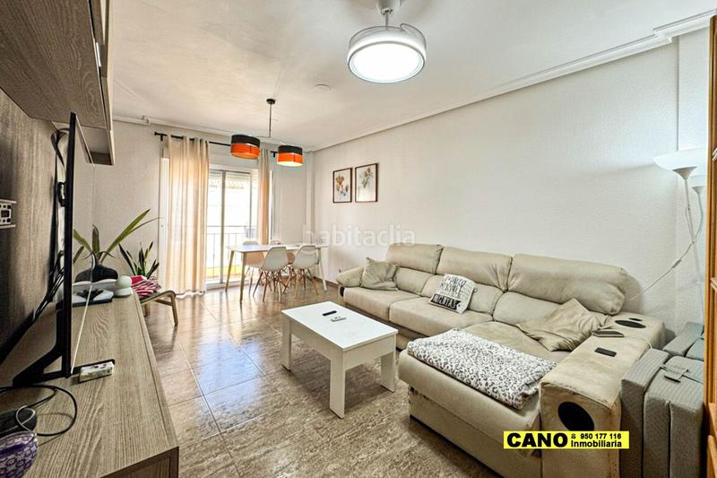 Foto 709b5318-75d8-4e10-a69a-b48f6d207e0d. Appartamento con riscaldamento in El Alquián Almería