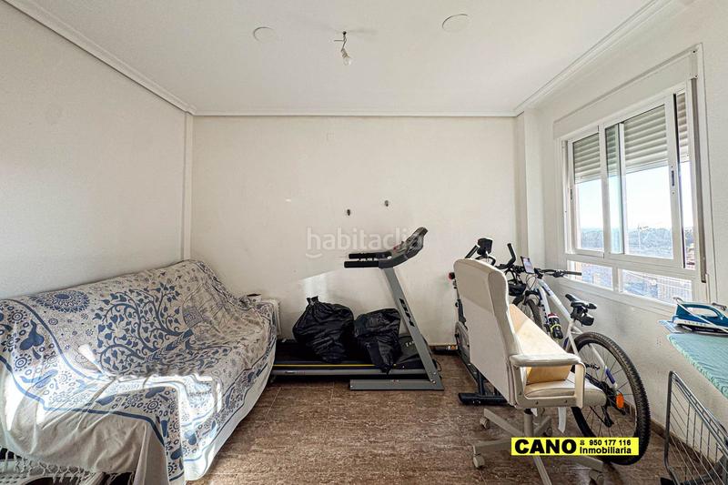 Foto f8c130db-2807-475a-881b-f085d5e9cac8. Appartamento con riscaldamento in El Alquián Almería