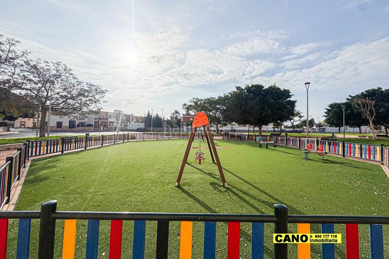 Foto de159af6-6f3f-444b-b0a9-dcda4356481a. Appartement avec parking dans La Cañada de San Urbano Almería