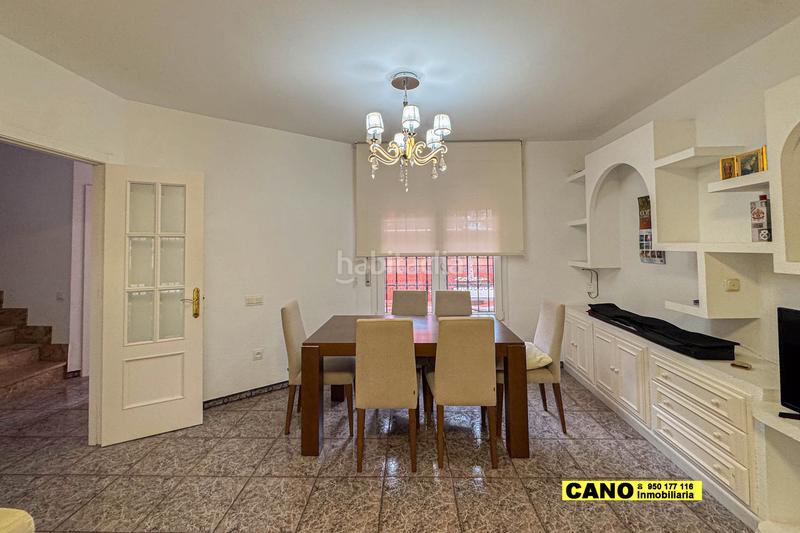 Foto 3c682ad1-7511-40e0-a373-090b35622c08. Appartement avec chauffage parking dans Costacabana - Loma Cabrera Almería