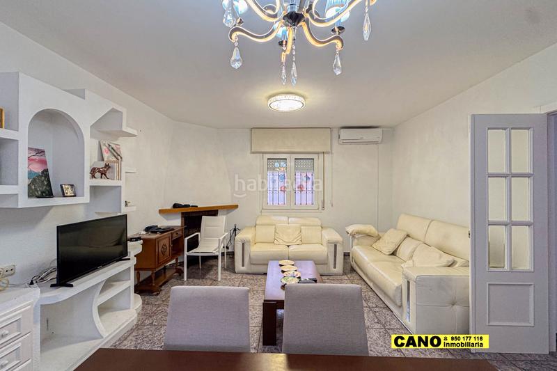 Foto 8043dfc7-20c5-42e5-8795-bcf4c5b4f404. Appartement avec chauffage parking dans Costacabana - Loma Cabrera Almería